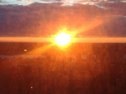 Solar eclipse viewed from Philadelphia, November 3, 2013