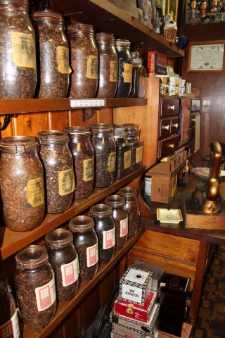 downtown tobacco & gift Stumped by a 